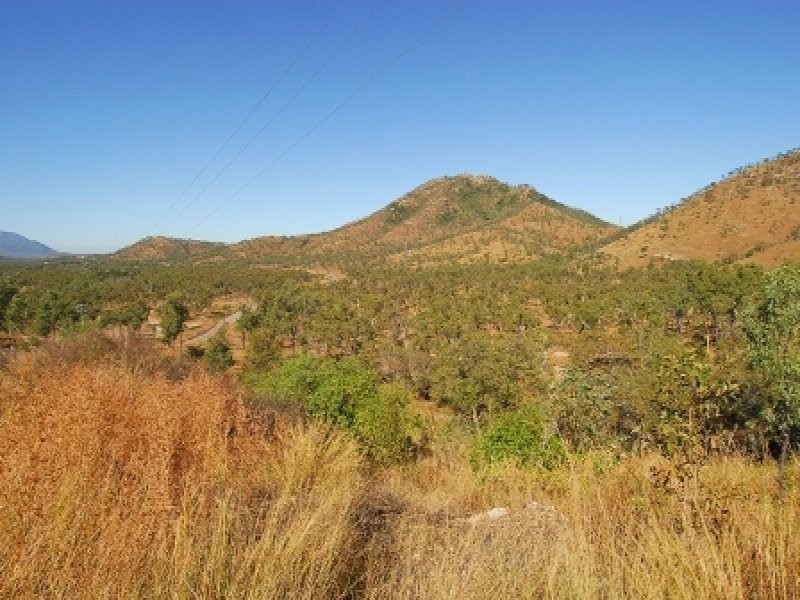 176 Chisholm Trail, Oak Valley QLD 4811