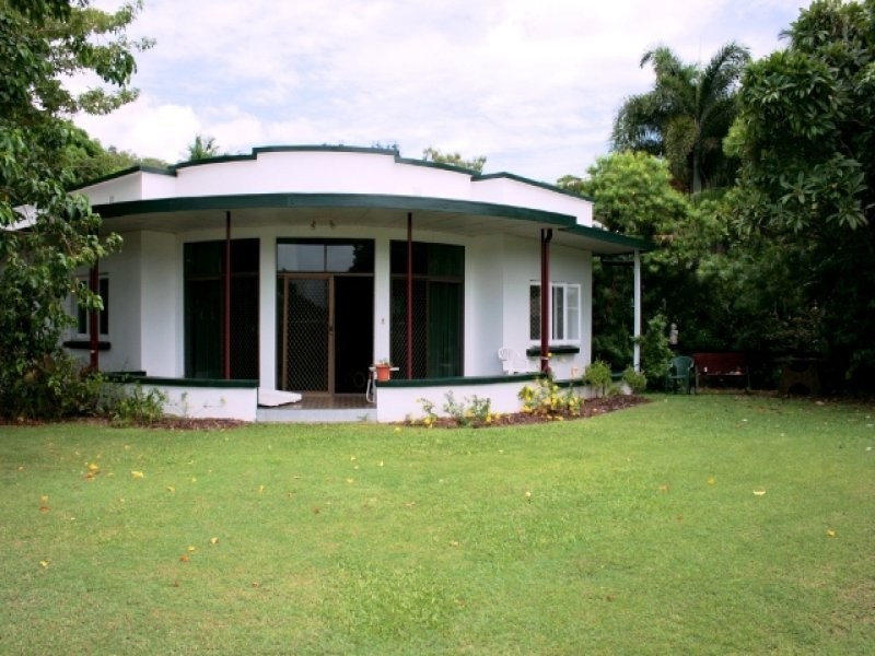 62 Paxton Street, North Ward QLD 4810