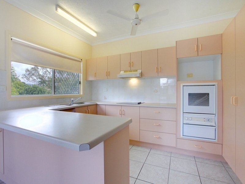 25 Lindsay Street, Rosslea QLD 4812