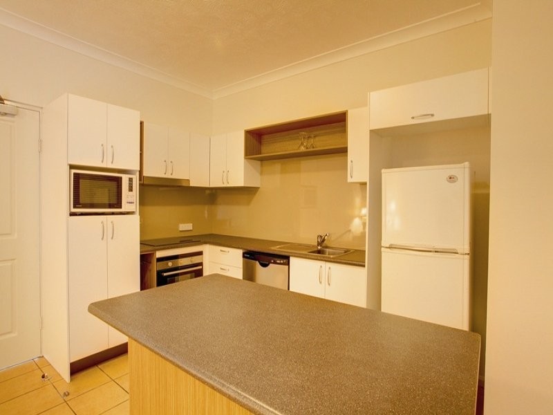 3/59 The Strand Park Hotel, North Ward QLD 4810