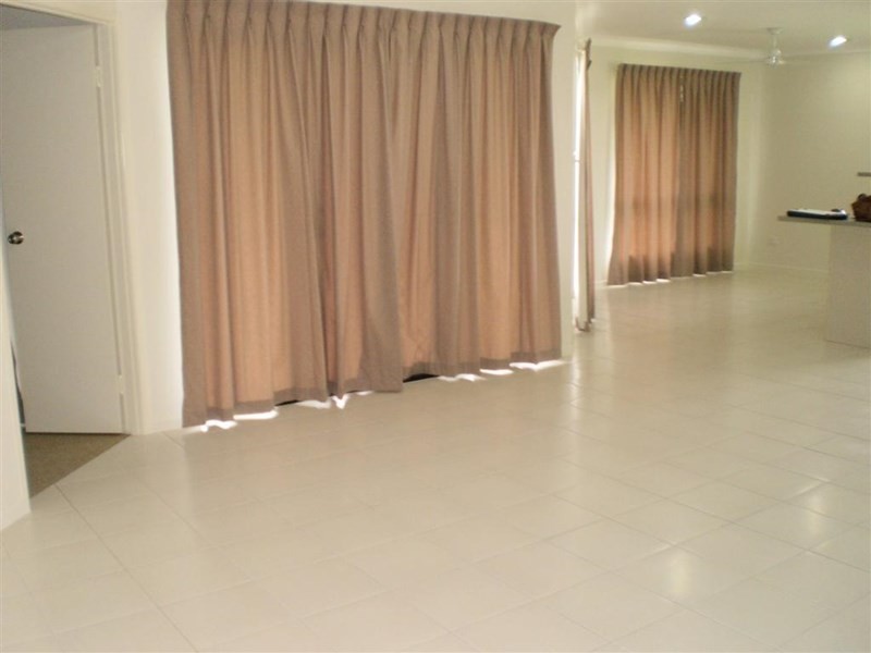 1 Panama Court, Burdell QLD 4818