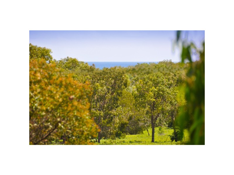 37 Wallaby Way, Horseshoe Bay QLD 4819