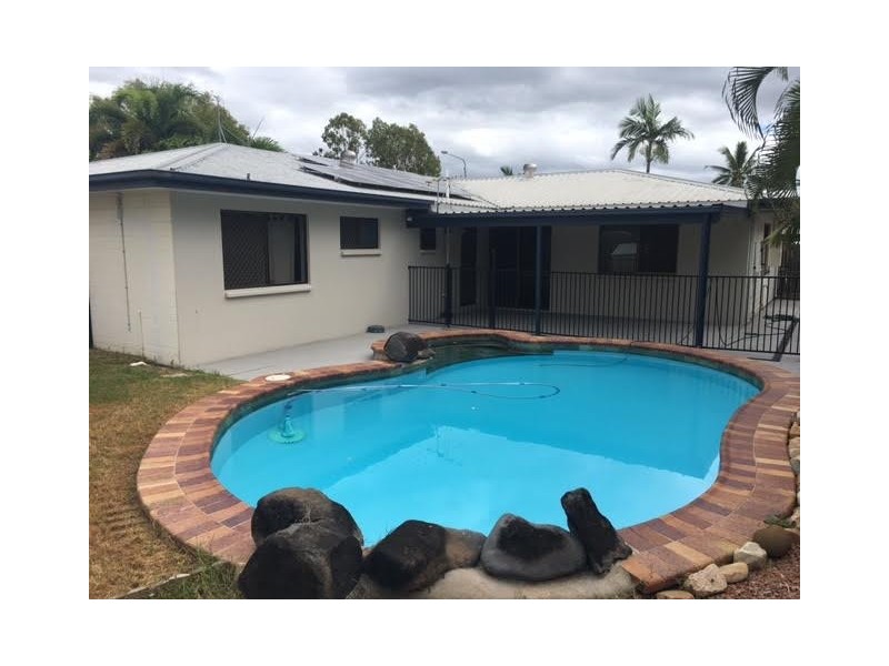 27 Malbon Road, Kirwan QLD 4817