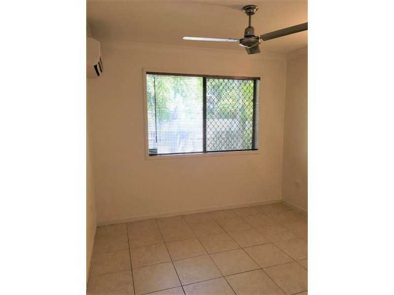 27 Malbon Road, Kirwan QLD 4817