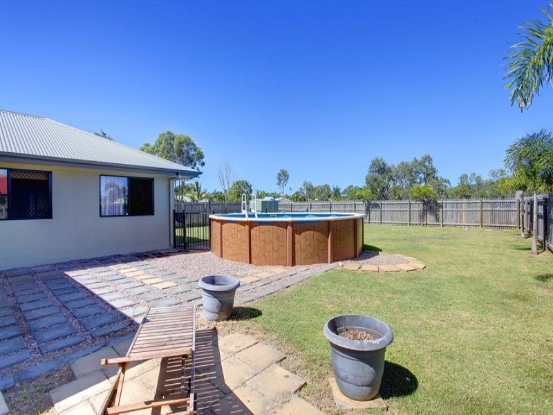 24 Kempton Chase, Burdell QLD 4818