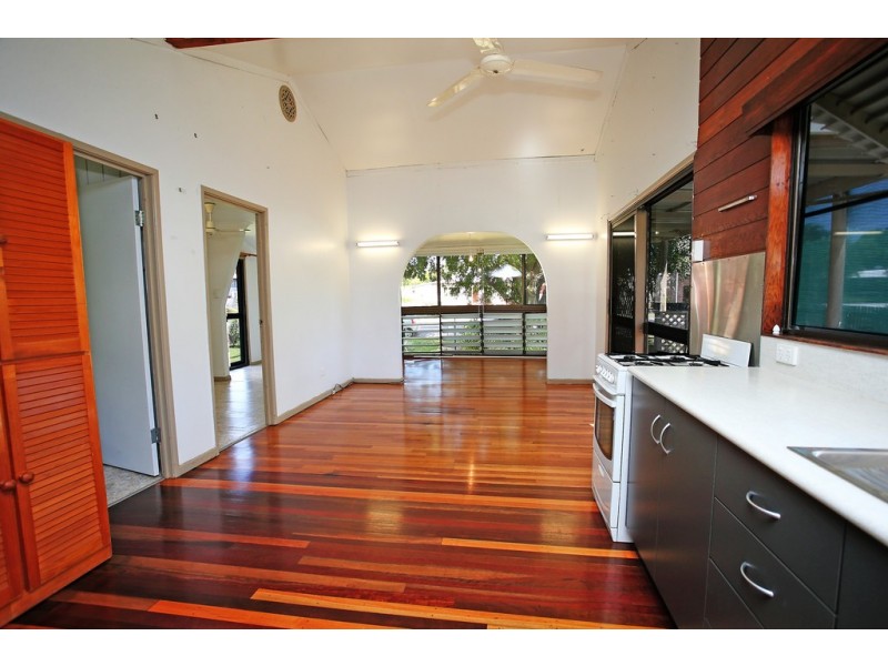 12 Keenan Street, Oonoonba QLD 4811