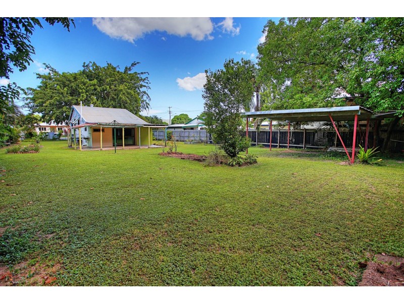 12 Keenan Street, Oonoonba QLD 4811