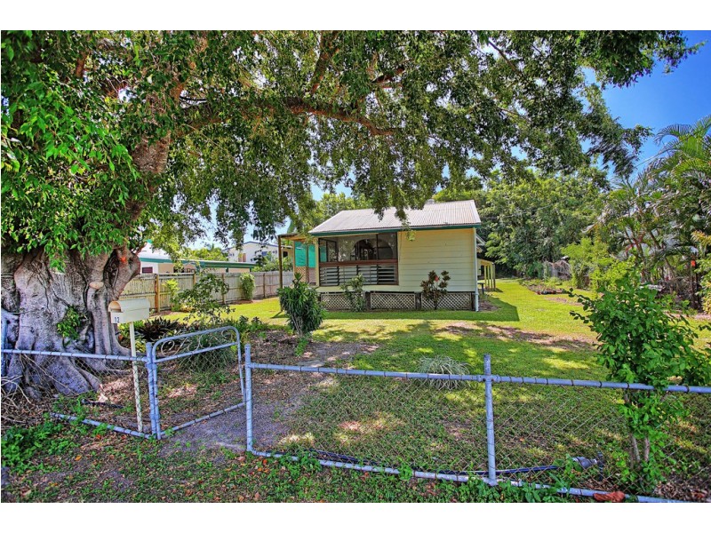 12 Keenan Street, Oonoonba QLD 4811