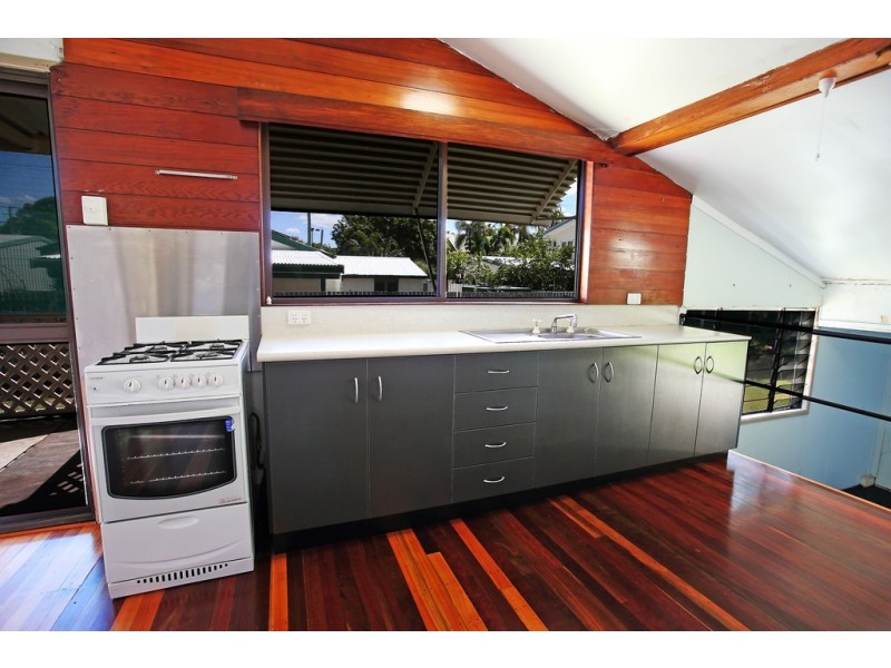 12 Keenan Street, Oonoonba QLD 4811