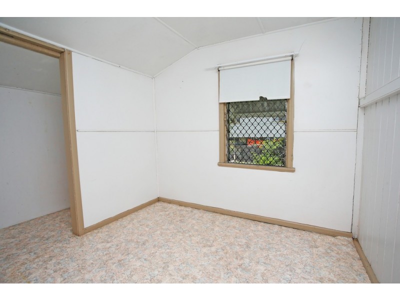 12 Keenan Street, Oonoonba QLD 4811