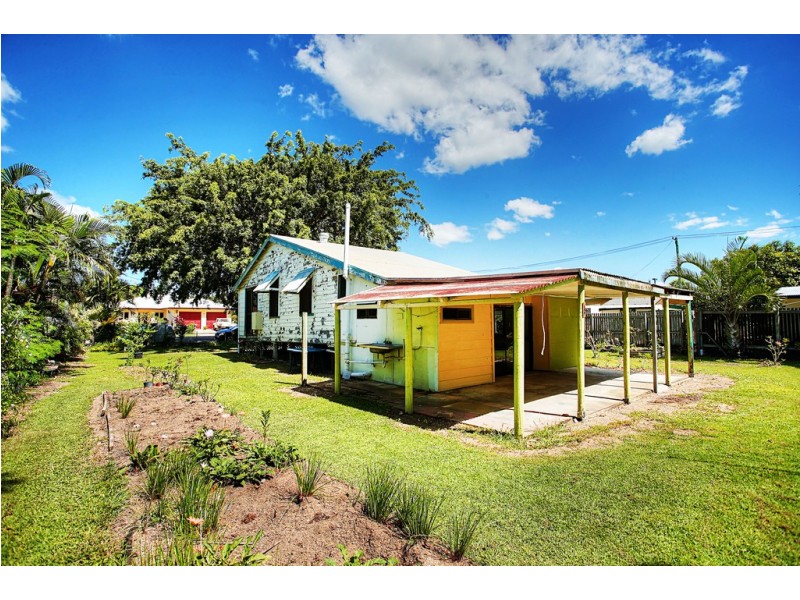 12 Keenan Street, Oonoonba QLD 4811