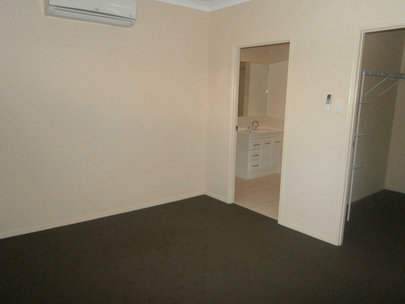 1 Dampier Crescent,, Burdell QLD 4818