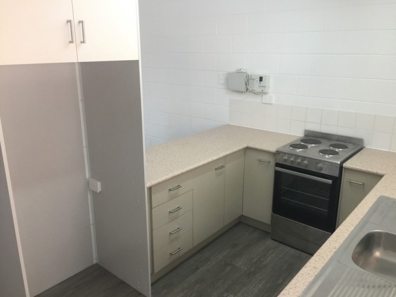 4/22 Marks Street, Hermit Park QLD 4812