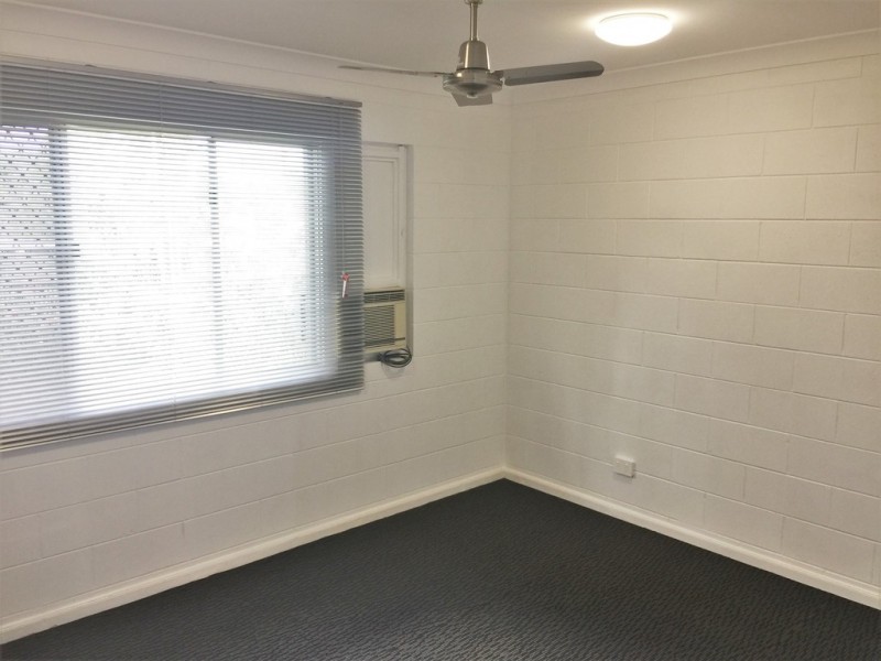 4/22 Marks Street, Hermit Park QLD 4812