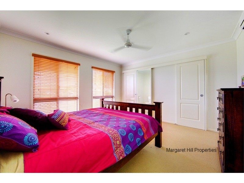 14 Parklands Drive, Mount Louisa QLD 4814