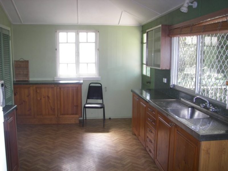 52 Hayles Avenue, Arcadia QLD 4819