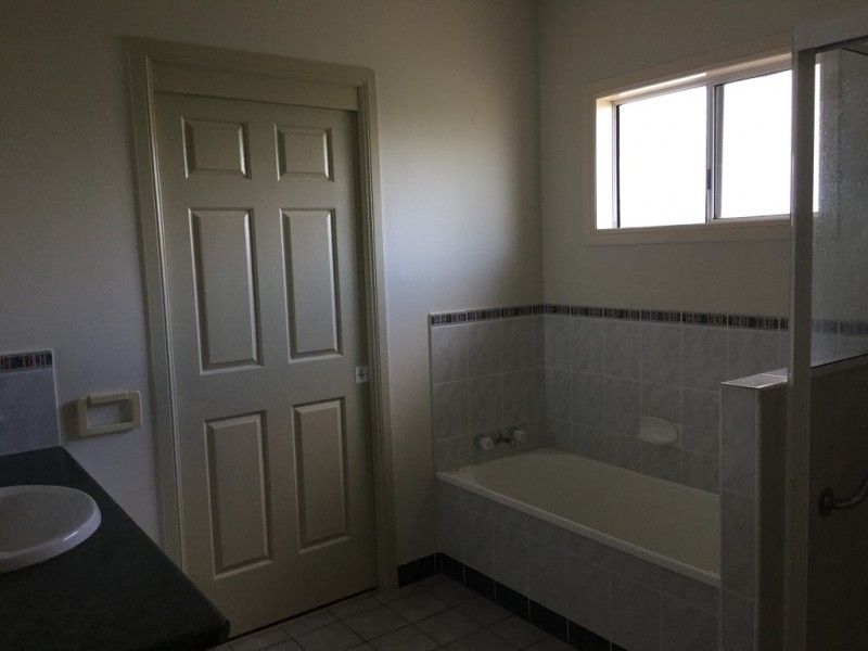 22 Augusta Drive, Balgal Beach QLD 4816