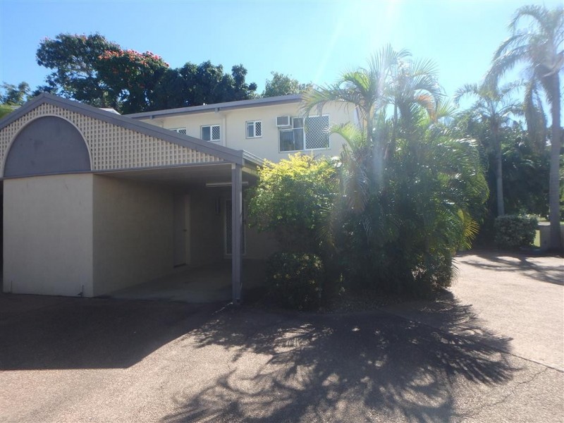 1/19 Second Avenue, Railway Estate QLD 4810