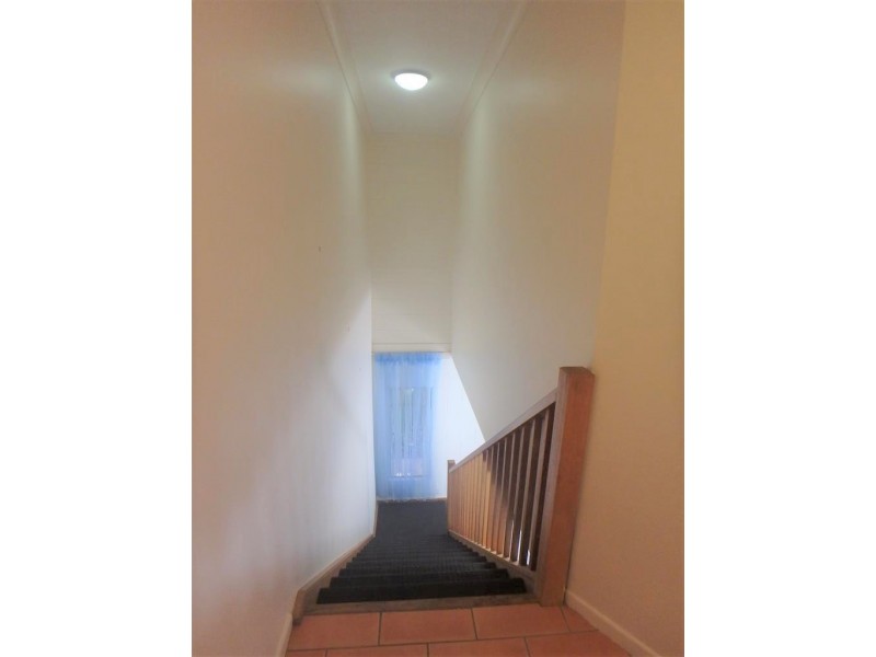 1/19 Second Avenue, Railway Estate QLD 4810