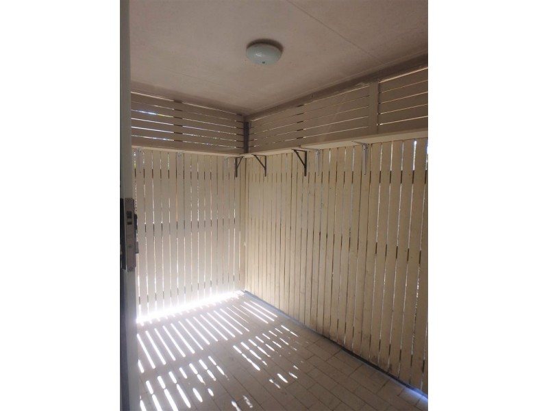 1/19 Second Avenue, Railway Estate QLD 4810