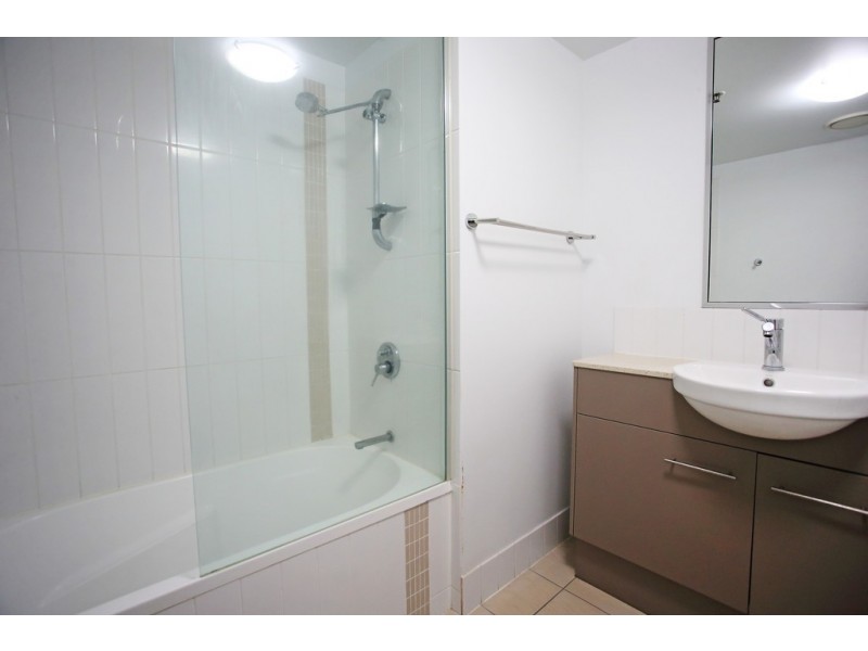 501/2 Dibbs Street, South Townsville QLD 4810