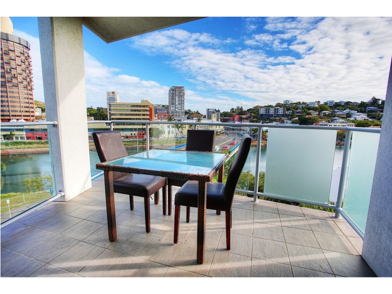 501/2 Dibbs Street, South Townsville QLD 4810