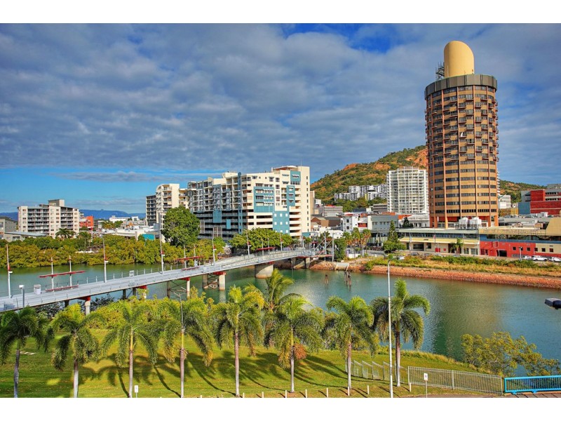 501/2 Dibbs Street, South Townsville QLD 4810