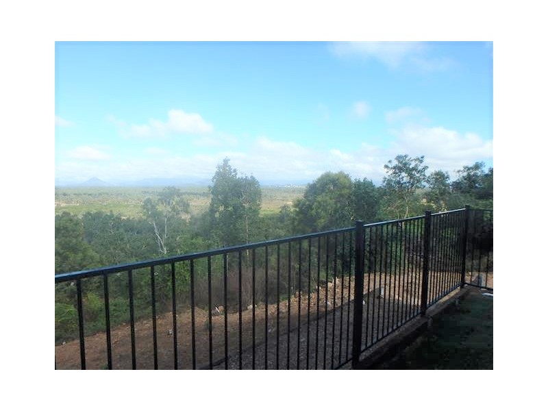 137 Goicoechea Drive, Bushland Beach QLD 4818