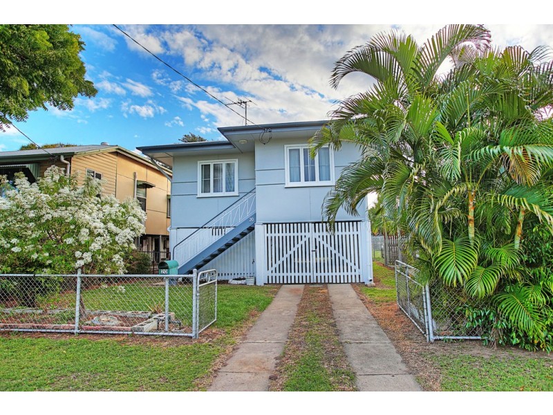 20 Railway Avenue, Railway Estate QLD 4810