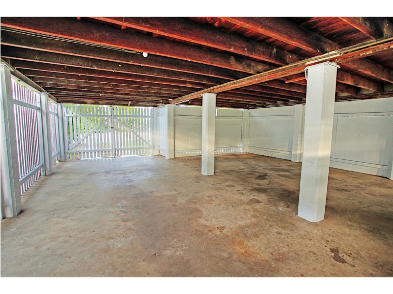 20 Railway Avenue, Railway Estate QLD 4810