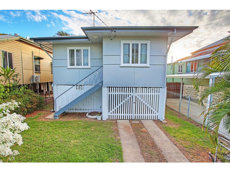 20 Railway Avenue, Railway Estate QLD 4810
