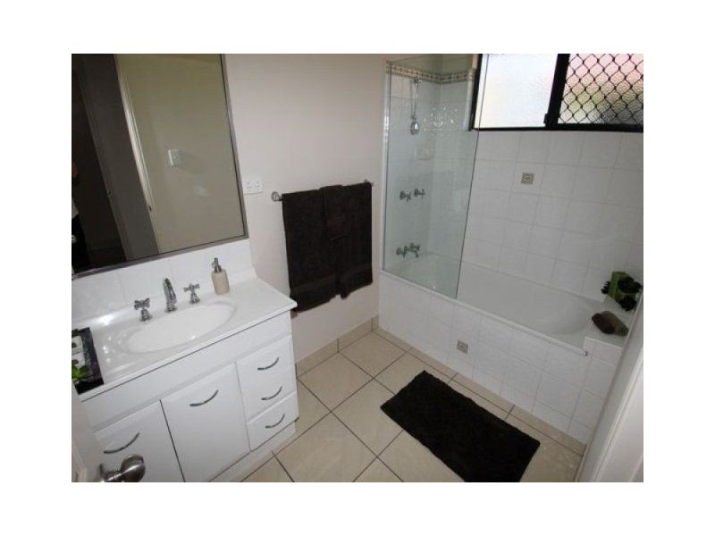 12 Elton Drive, Kelso QLD 4815