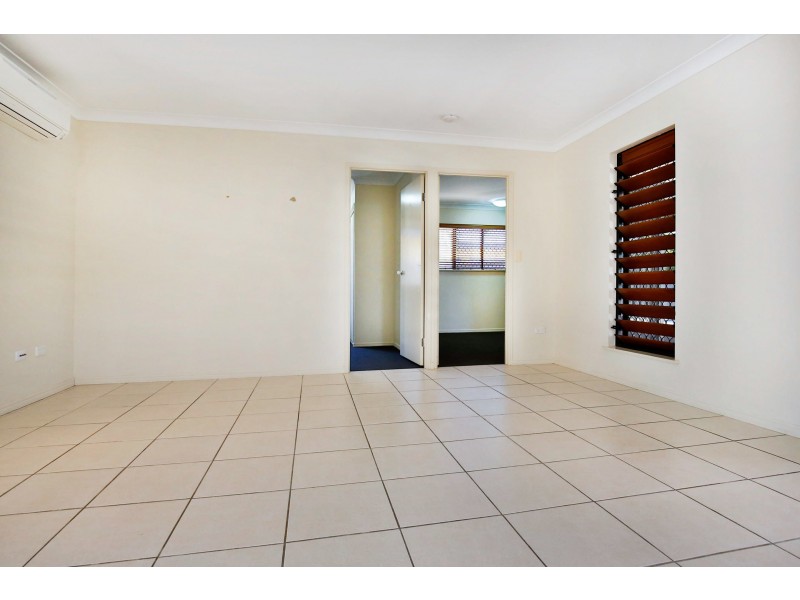 10 Moreton Ash Drive, Douglas QLD 4814