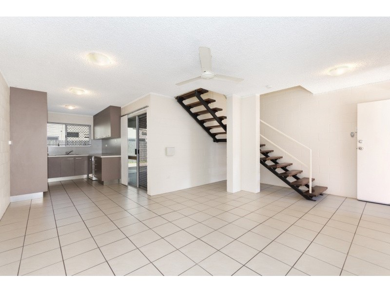 3/8 Ethel Street, Hyde Park QLD 4812