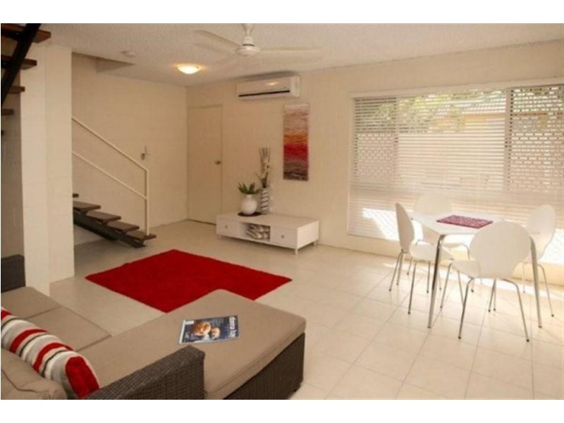 3/8 Ethel Street, Hyde Park QLD 4812