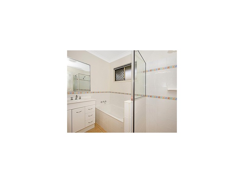 4 Goshawk Street, Douglas QLD 4814