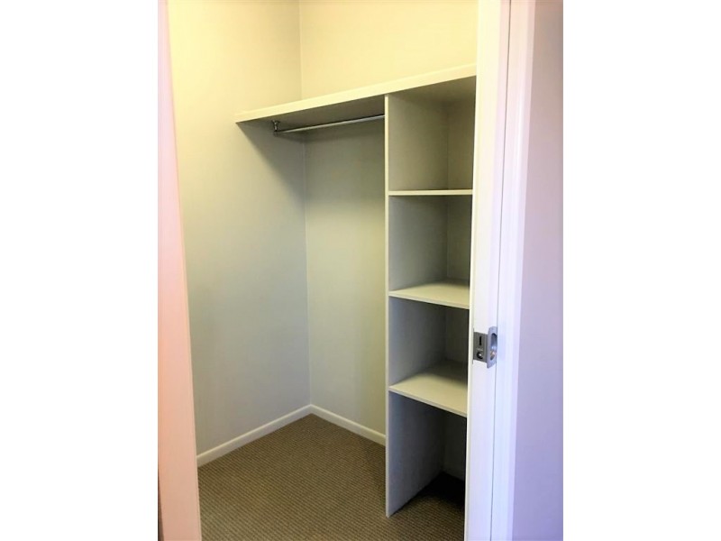 16 Hillock Crescent, Bushland Beach QLD 4818