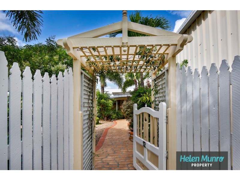 12 Scully Street, West End QLD 4810