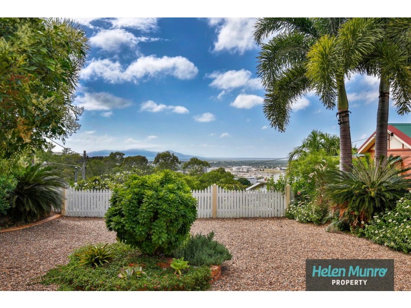 12 Scully Street, West End QLD 4810