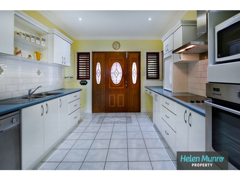 12 Scully Street, West End QLD 4810