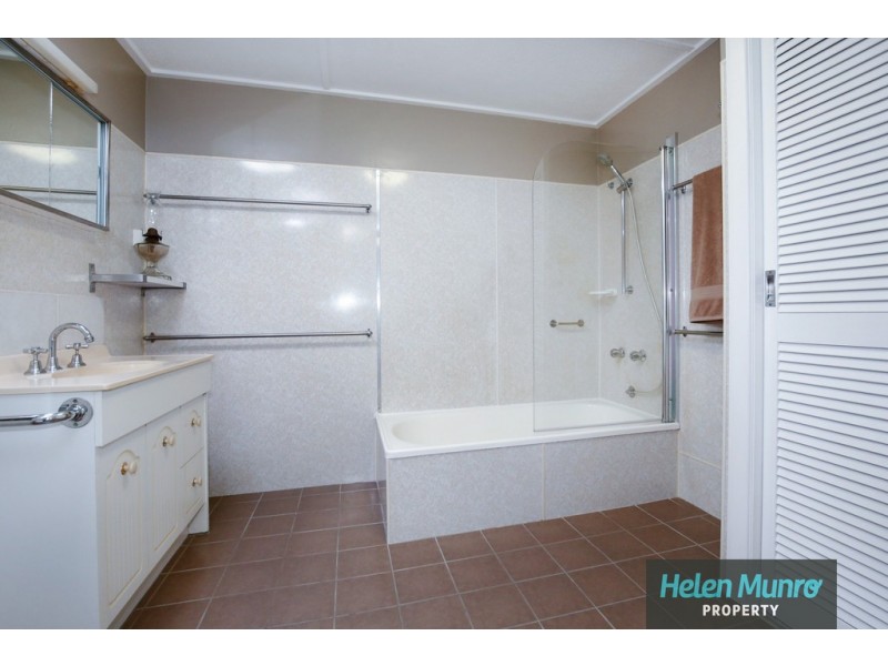 12 Scully Street, West End QLD 4810