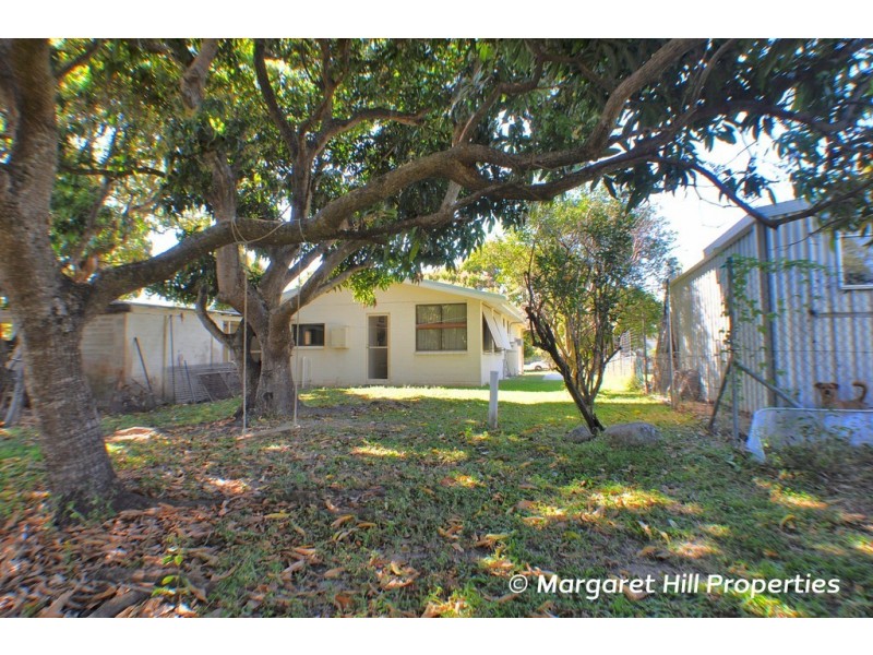 216 Balgal Beach Road, Balgal Beach QLD 4816