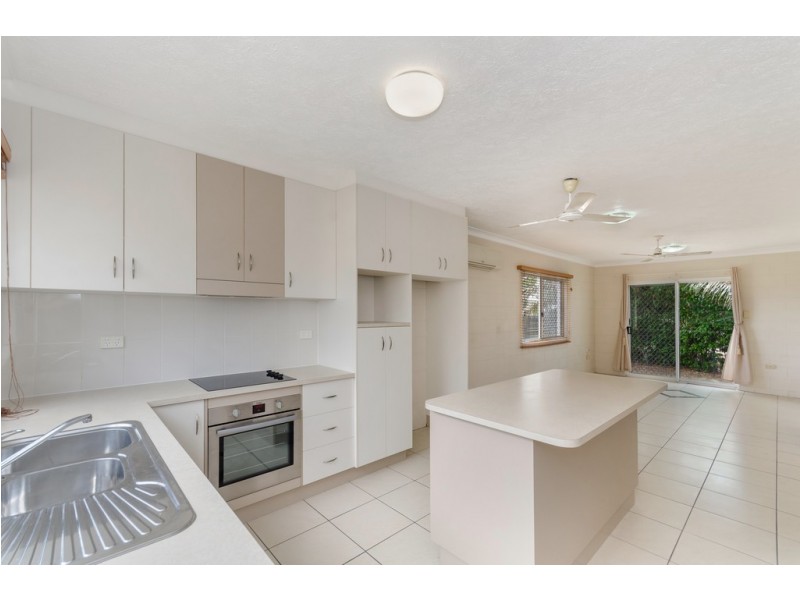 9/36-38 Henry Street, West End QLD 4810