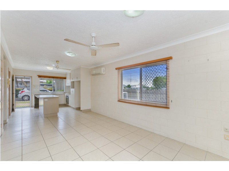 9/36-38 Henry Street, West End QLD 4810