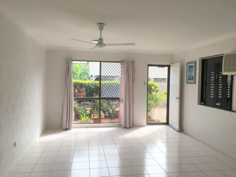 2/68 Robertson Street, Railway Estate QLD 4810