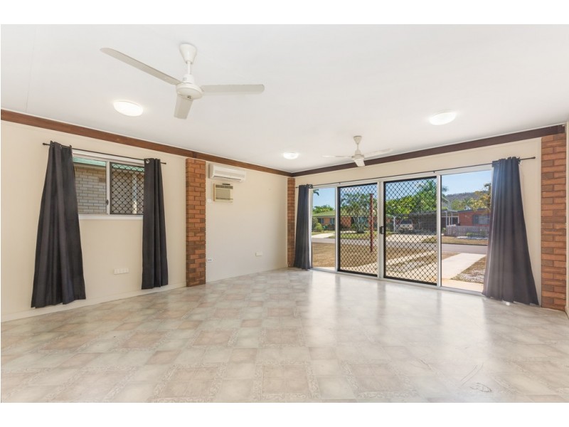 4 Mott Street, Heatley QLD 4814