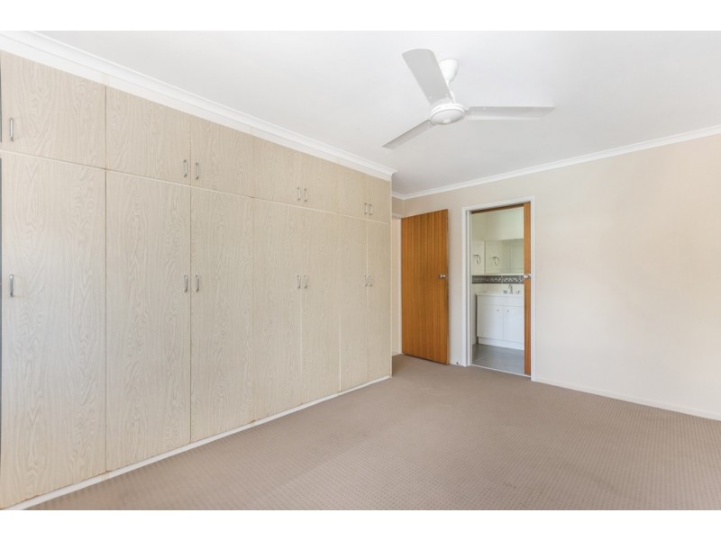 4 Mott Street, Heatley QLD 4814