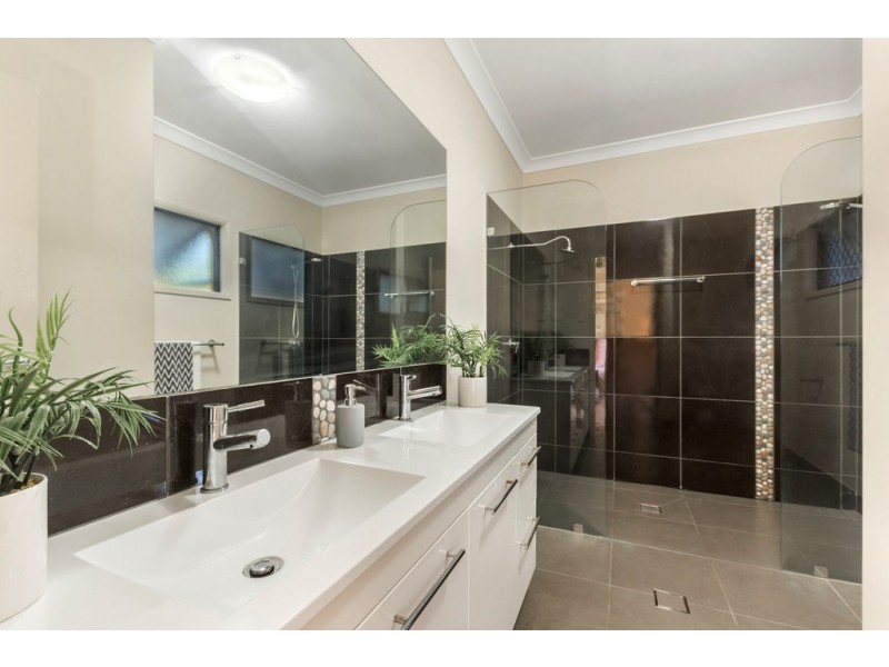 13 Britomart Street, Bushland Beach QLD 4818