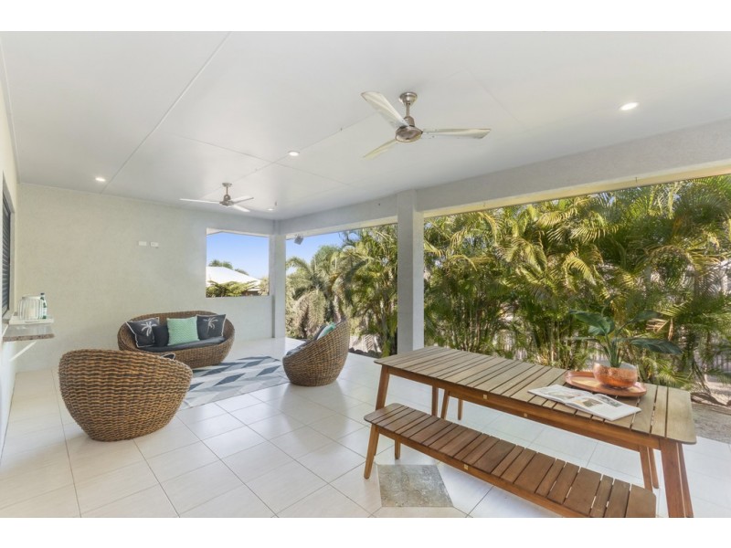 13 Britomart Street, Bushland Beach QLD 4818