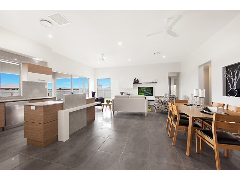 6 Featherwood Street, Mount Low QLD 4818